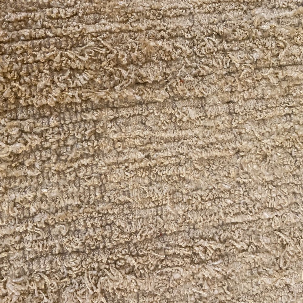 Throw Rug - Picture 13 of 13